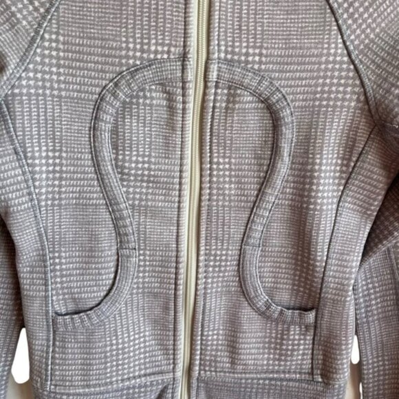 Lululemon Scuba Hoodie Size 2 Glen Check Polar Cream Silver Slate Gray - Picture 7 of 13
